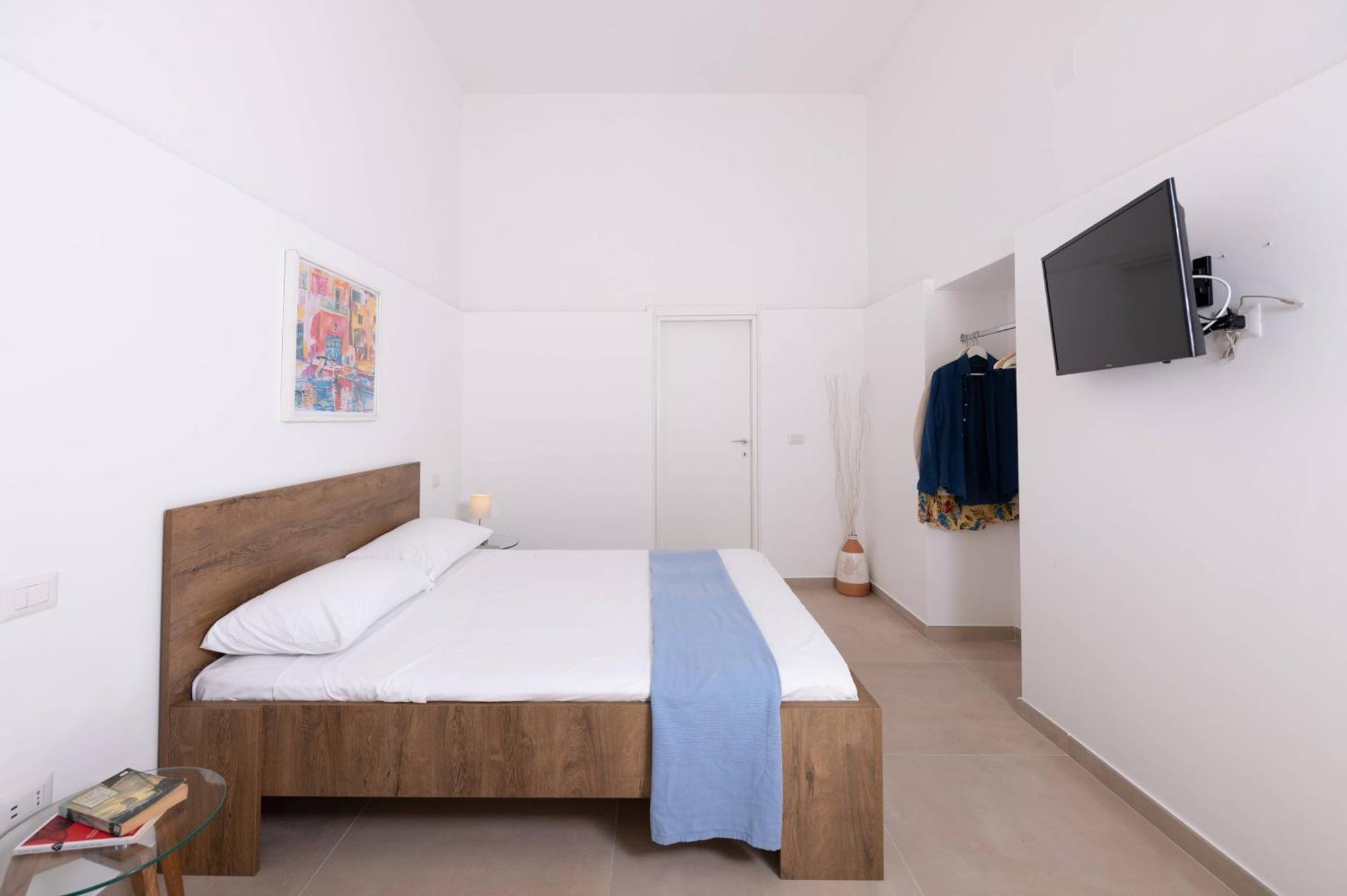 Gioia 13 Rooms & Apartments Procida Exterior photo